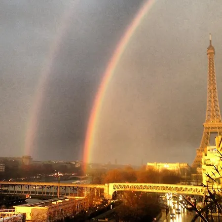Tour Eiffel Quais De Seine 아파트 *
